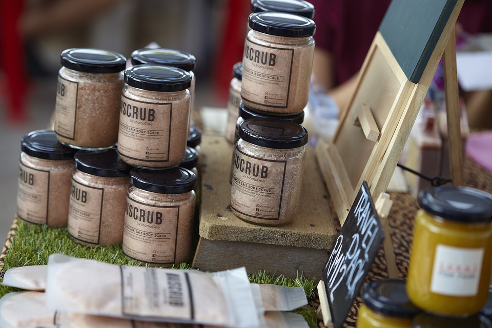 Топ-8 самых бесполезных косметических средств