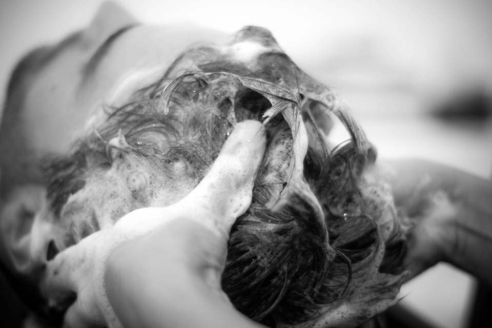 Топ-8 самых бесполезных косметических средств