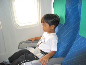 История о плачущих детях в самолете
