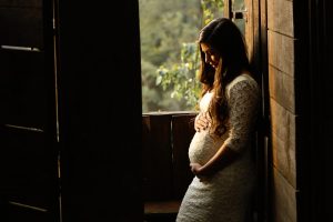 История о том, что случилось, когда самые родные бросили беременную девушку