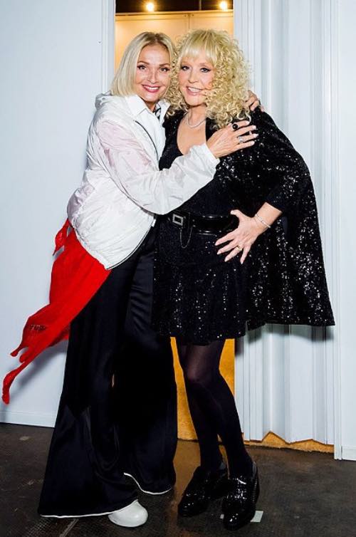 Бабушки эстрады, которым пора выйти на пенсию