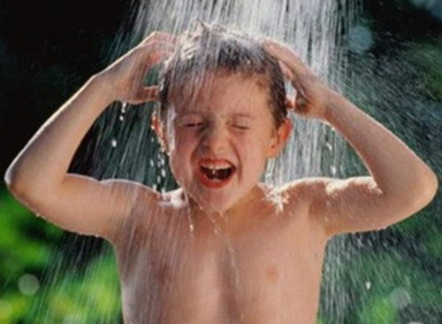 Почему водные процедуры рекомендованы раз в неделю