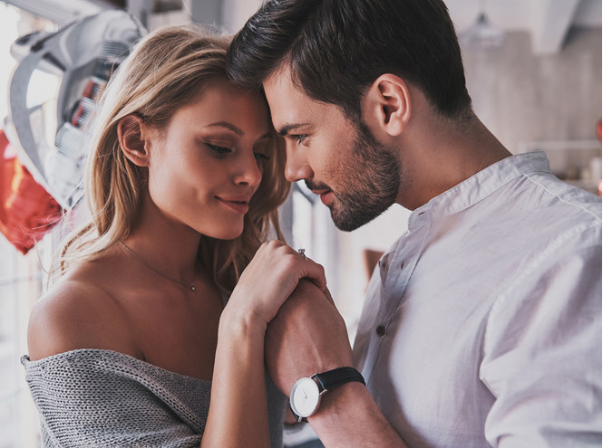 Как любить женщину, которая через многое прошла