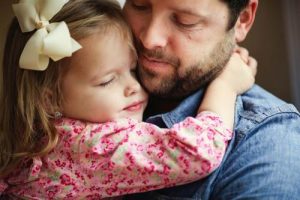Влияние отношений дочери и отца на будущее ребенка