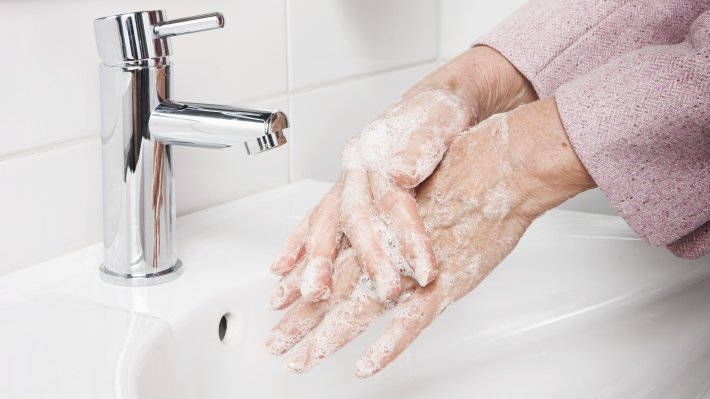 Почему водные процедуры рекомендованы раз в неделю