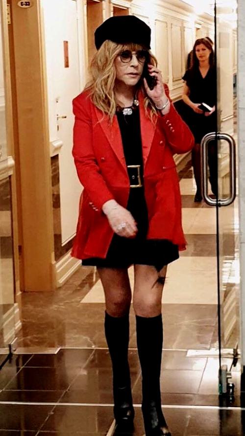 Бабушки эстрады, которым пора выйти на пенсию