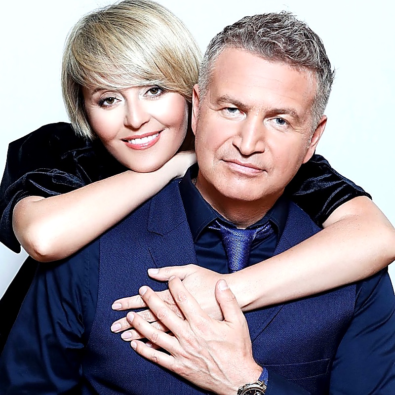 Дочь Агутина и Варум работает официанткой!