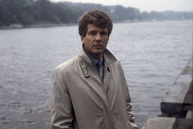 Невзрачная парижанка покорила сердце Игоря Костолевского