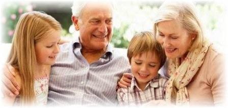 Бабушки и дедушки играют огромную роль в развитии нашей личности