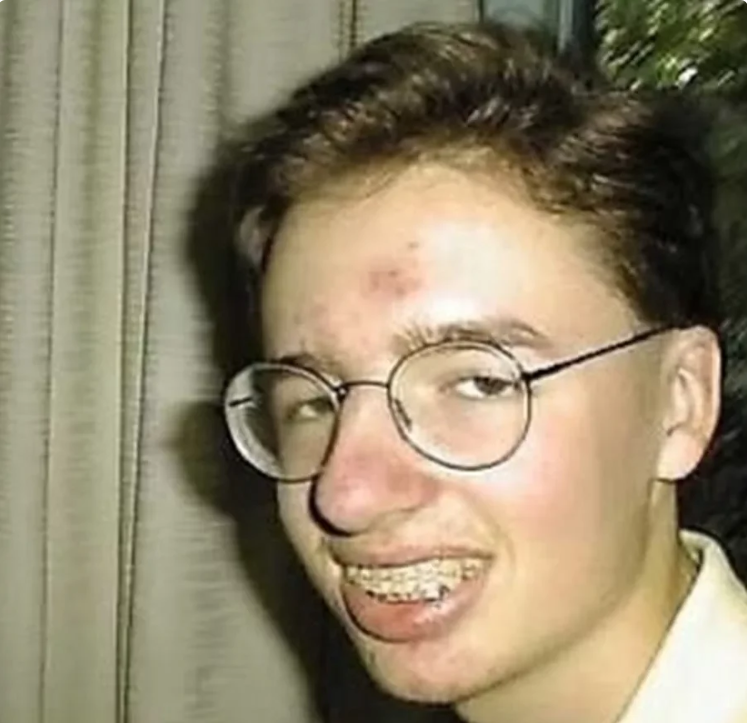 Время идет, а детские обиды не забываются никогда