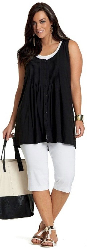 Как одеваться женщинам с пышными формами