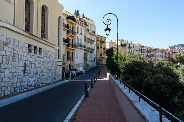 16 фотографий, которые покажут жизнь обыкновенных жителей Монако