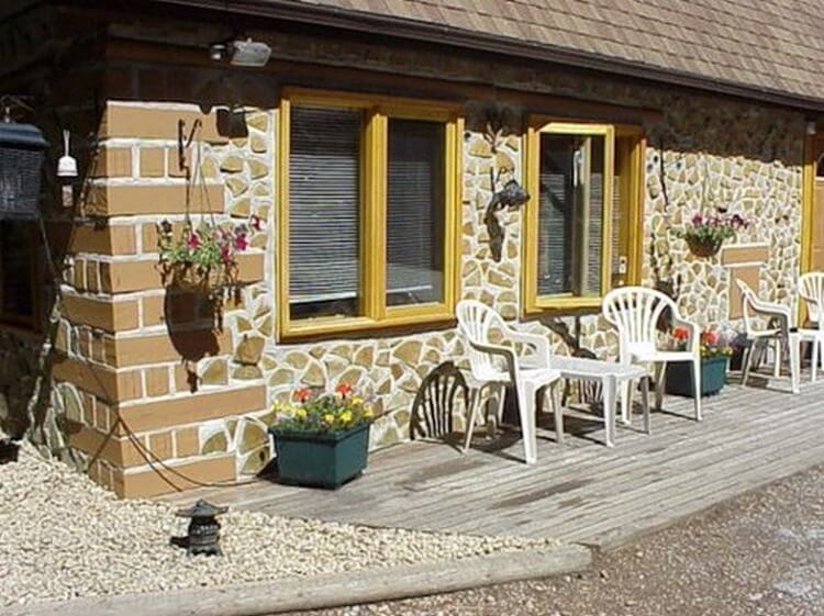 Как построить тёпленький домик из дров