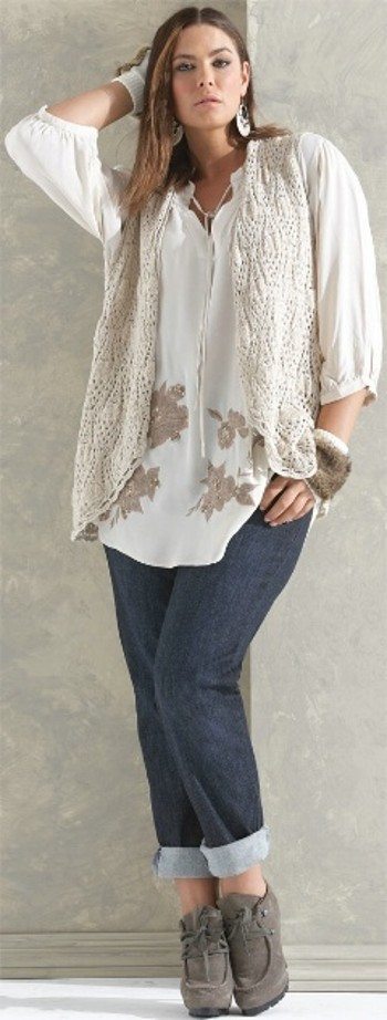 Как одеваться женщинам с пышными формами