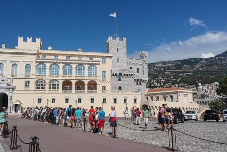 16 фотографий, которые покажут жизнь обыкновенных жителей Монако