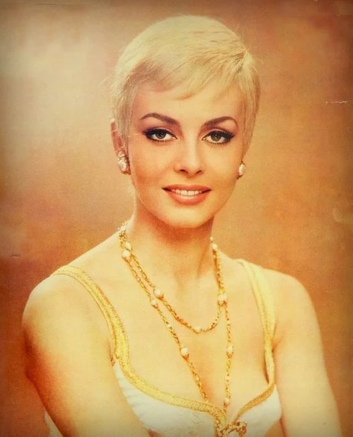 Время не щадит никого: как изменилась красавица Анжелика в свои 80