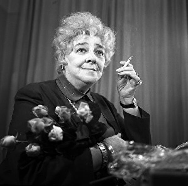 Как ругалась Фаина Раневская: высказывания, подходящие к любой ситуации