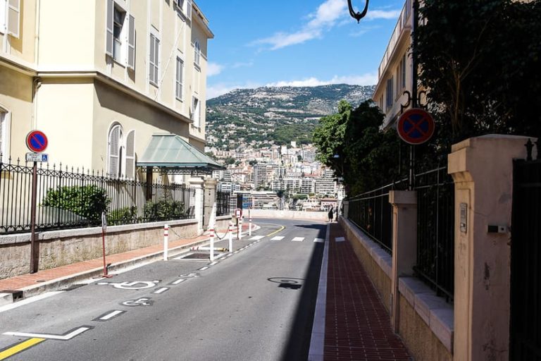 16 фотографий, которые покажут жизнь обыкновенных жителей Монако