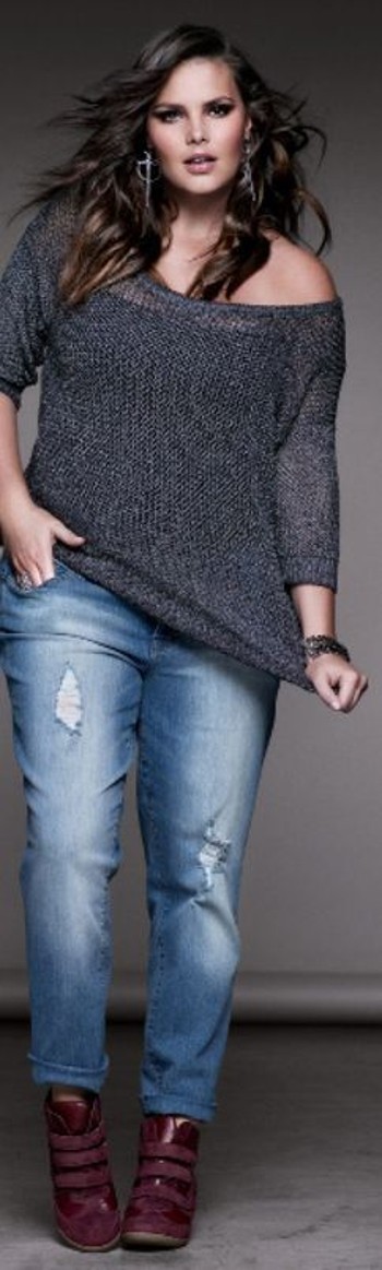 Как одеваться женщинам с пышными формами