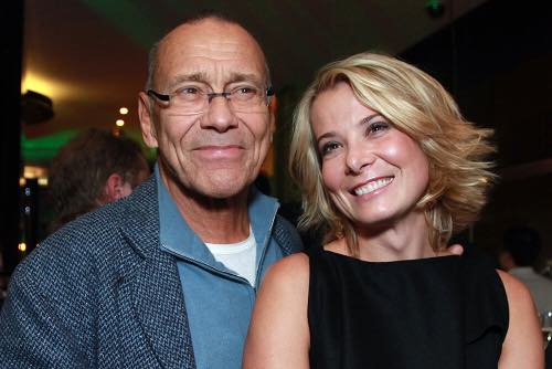 Звездная любовь, которая не замечает разницы в возрасте и еще утверждает, что этому чувству подвержены все возрасты.