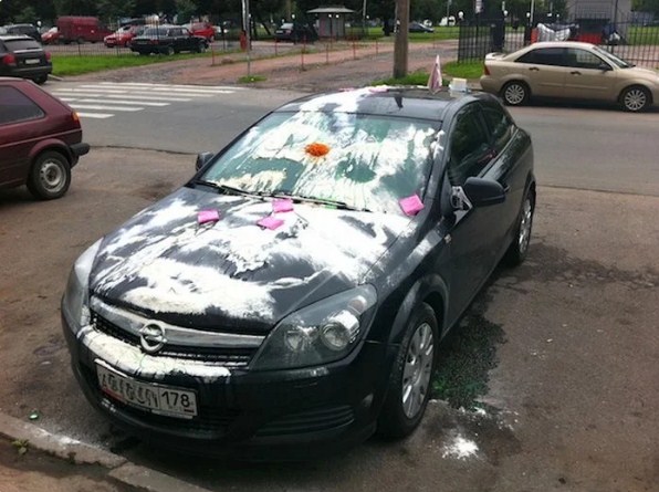 Месть мужикам, вымещенная на автомобилях: Что может сделать “слабый пол”