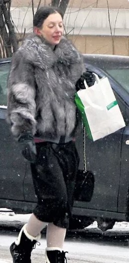 Все мои проблемы случаются по вине папы! первый ребенок Александра Збруева