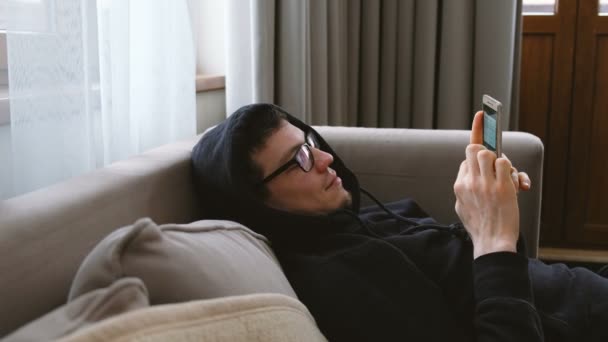 Типичные сообщения влюбленного мужчины