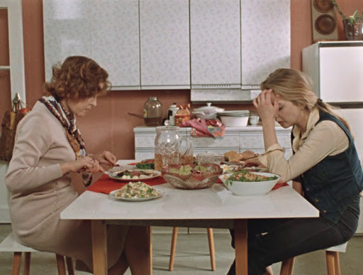 Подруга из Америки посмотрела «Москва слезам не верит»