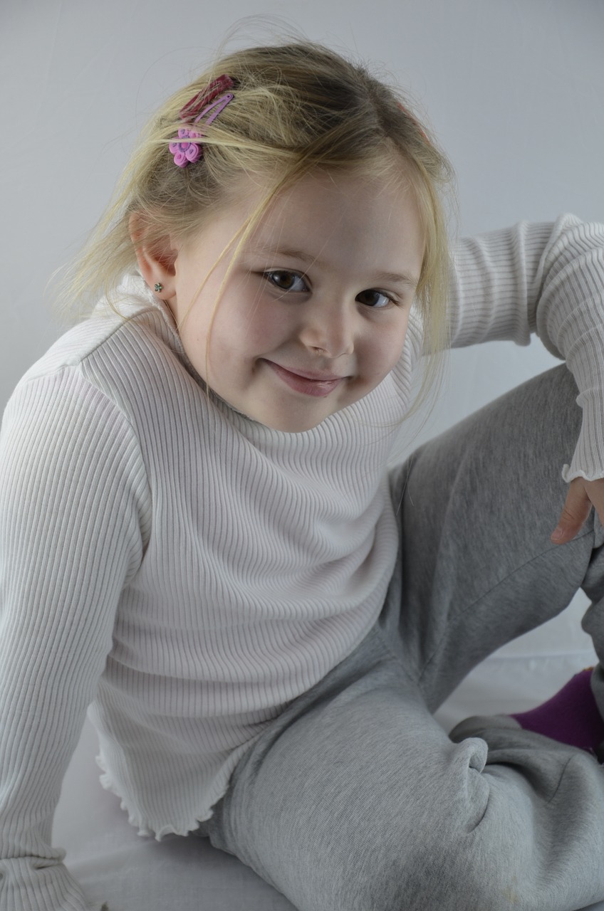 Мама меня отговаривала брать сына на кладбище. Ребенку шесть лет