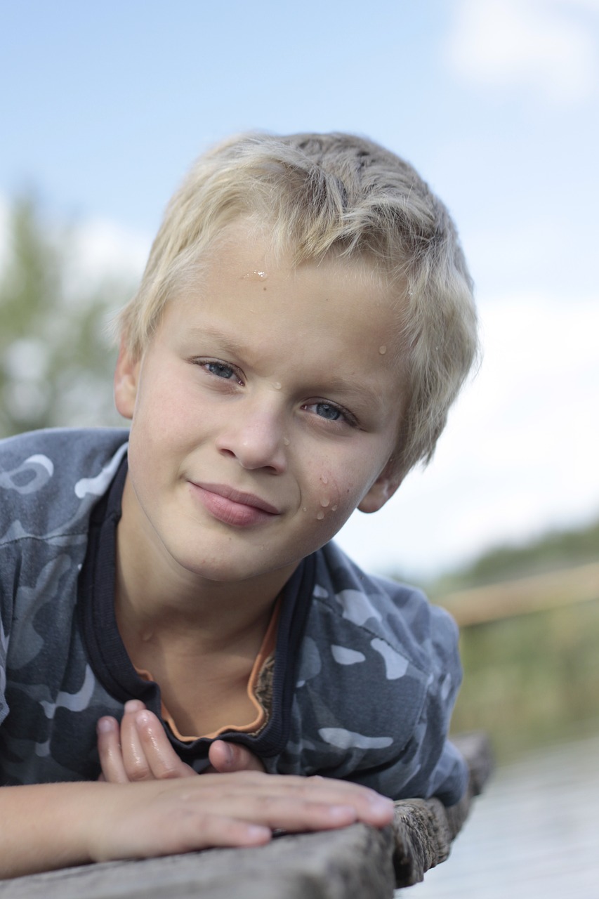 Мама меня отговаривала брать сына на кладбище. Ребенку шесть лет