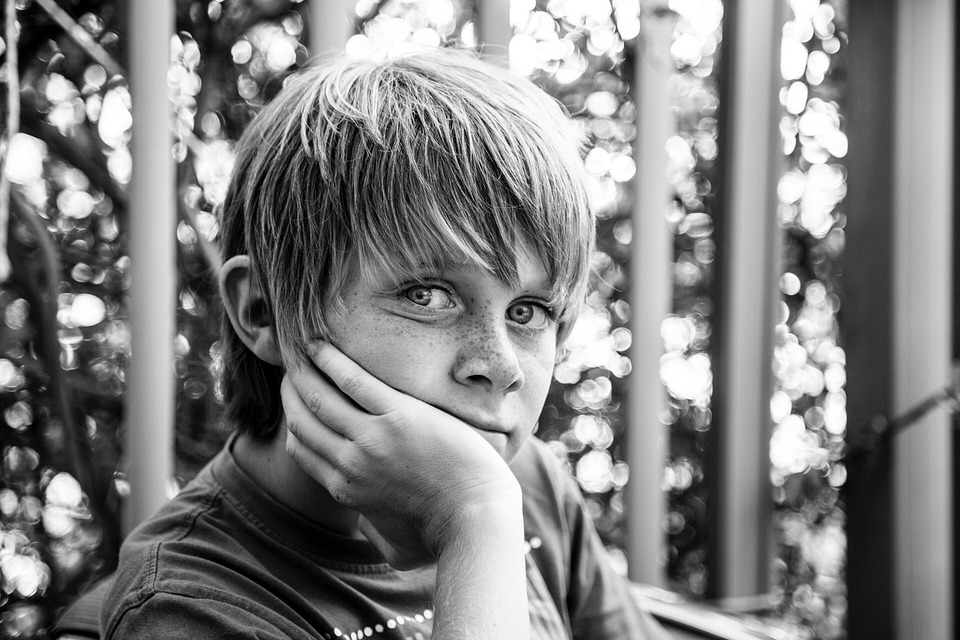 "“Я не обязан зарабатывать на все твои капризы” - сказал Игорь, не вставая из-за игры "