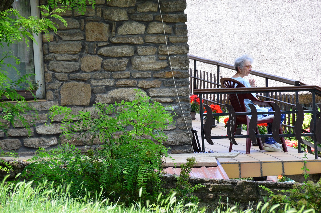 Как бабуля в свои 84 года решила уйти из дому