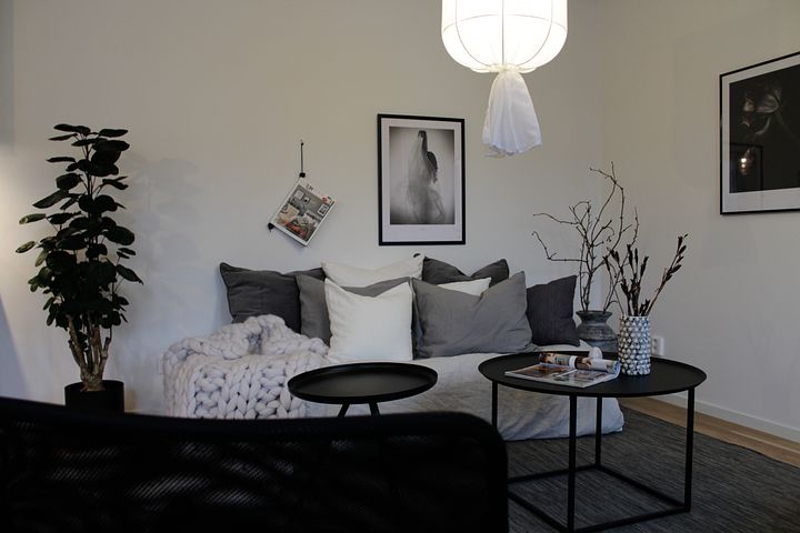 Бабушка, которая постоянно продает свое жилье