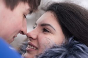 Так вот, сын у меня один! Этого, - ткнул пальцем в сторону двери комнаты, - выставлю в день совершеннолетия!