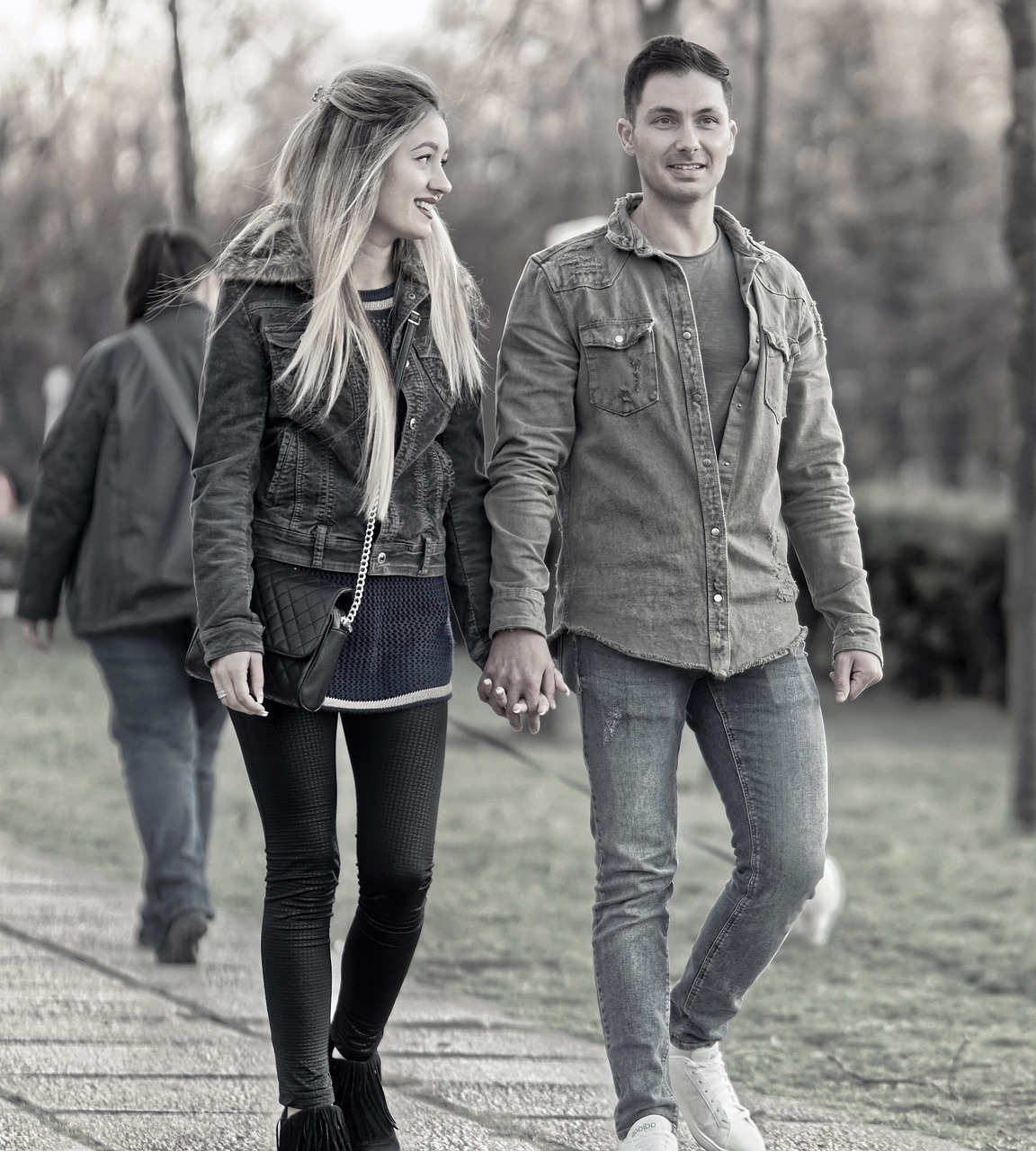 Меня просили отказаться от тебя