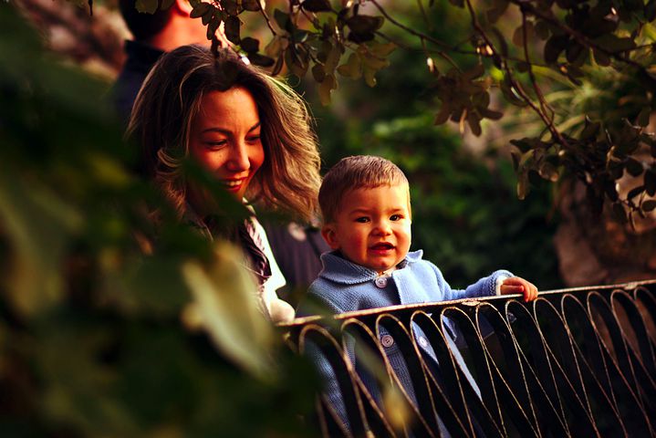 У тебя была возможность все порешать! - Молодой человек бросил беременную в общежитии. В будущем его ждало разочарование