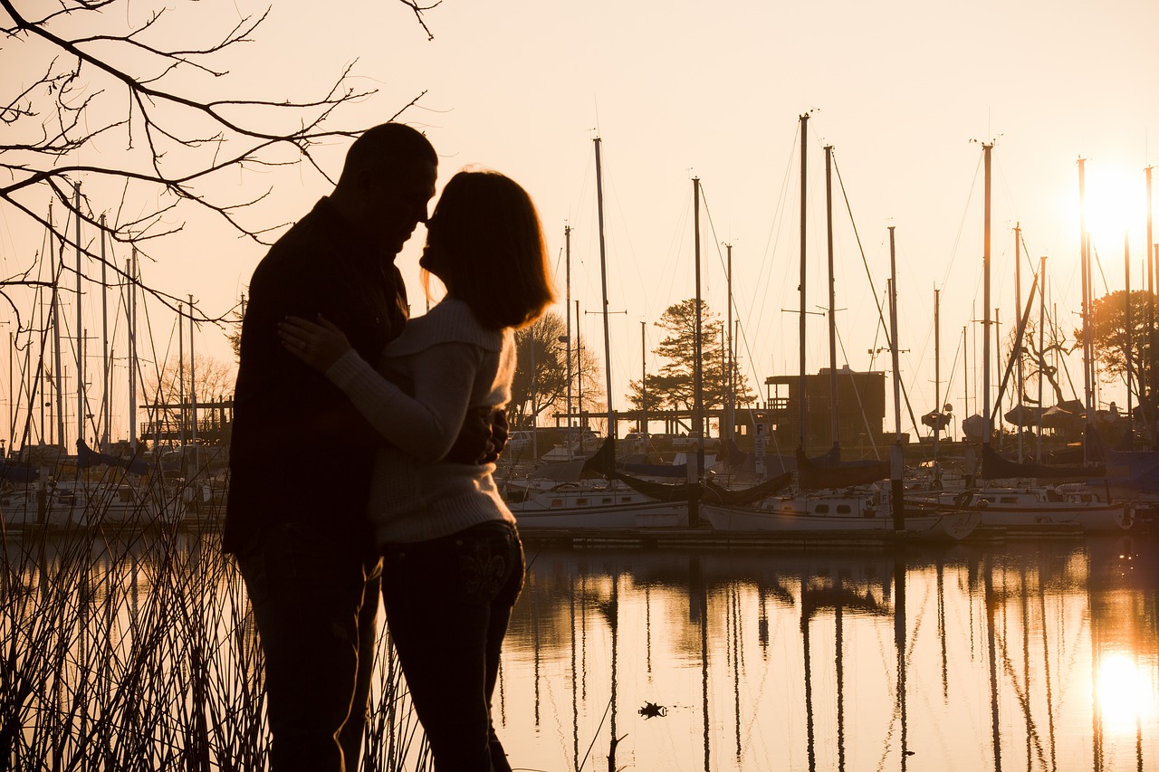 С этих пор ровно половина всего вашего имущества - моя! - сказала незнакомка