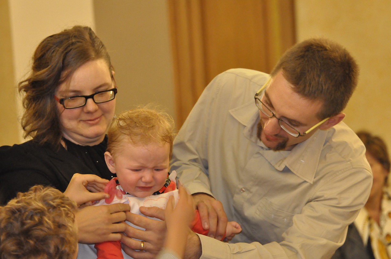 У нас в роду никто никогда не разводился, - подытожила бабуля и вычеркнула внучку из наследников