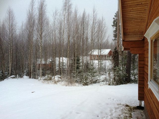 “Сам не ам и кому-то не дам”. Невестка купила дачу и никого туда не пускает