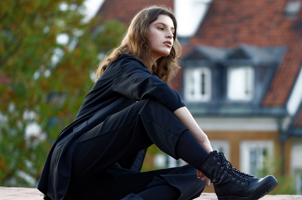 "“Что прошлое ворошить! Простила бы меня.” - просила мать дочку, которую бросила 16 лет назад "