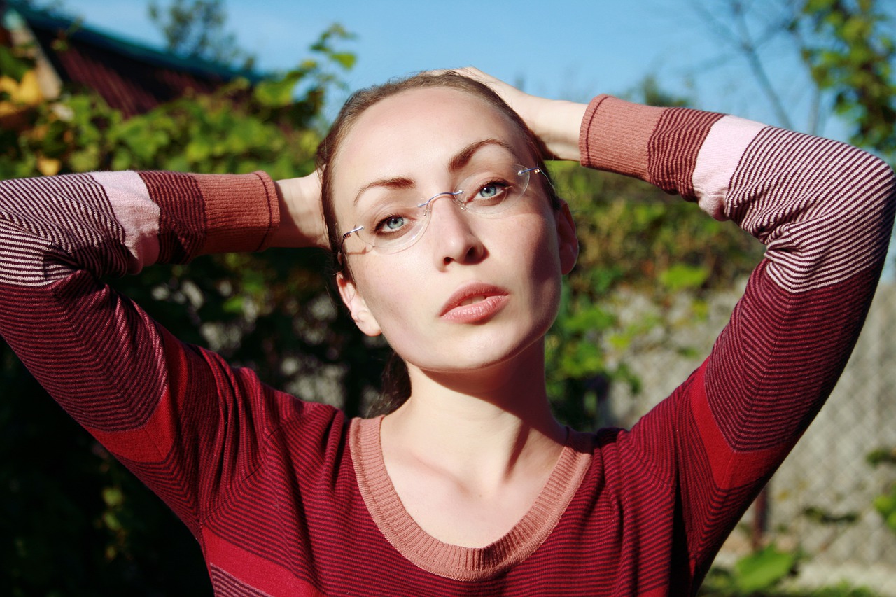 "“Что прошлое ворошить! Простила бы меня.” - просила мать дочку, которую бросила 16 лет назад "