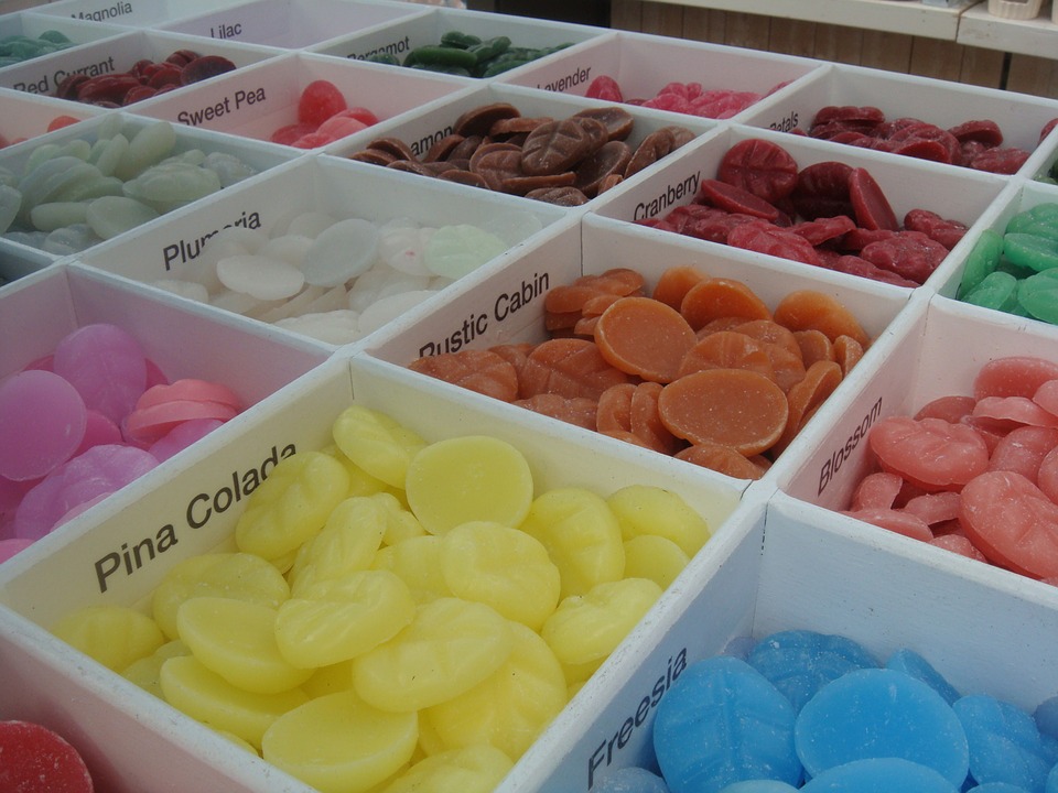 Пригласила ухажёра в гости,и была обескуражена! Теперь думаю, а стоит ли съезжаться? Наверное такая жизнь не для меня.