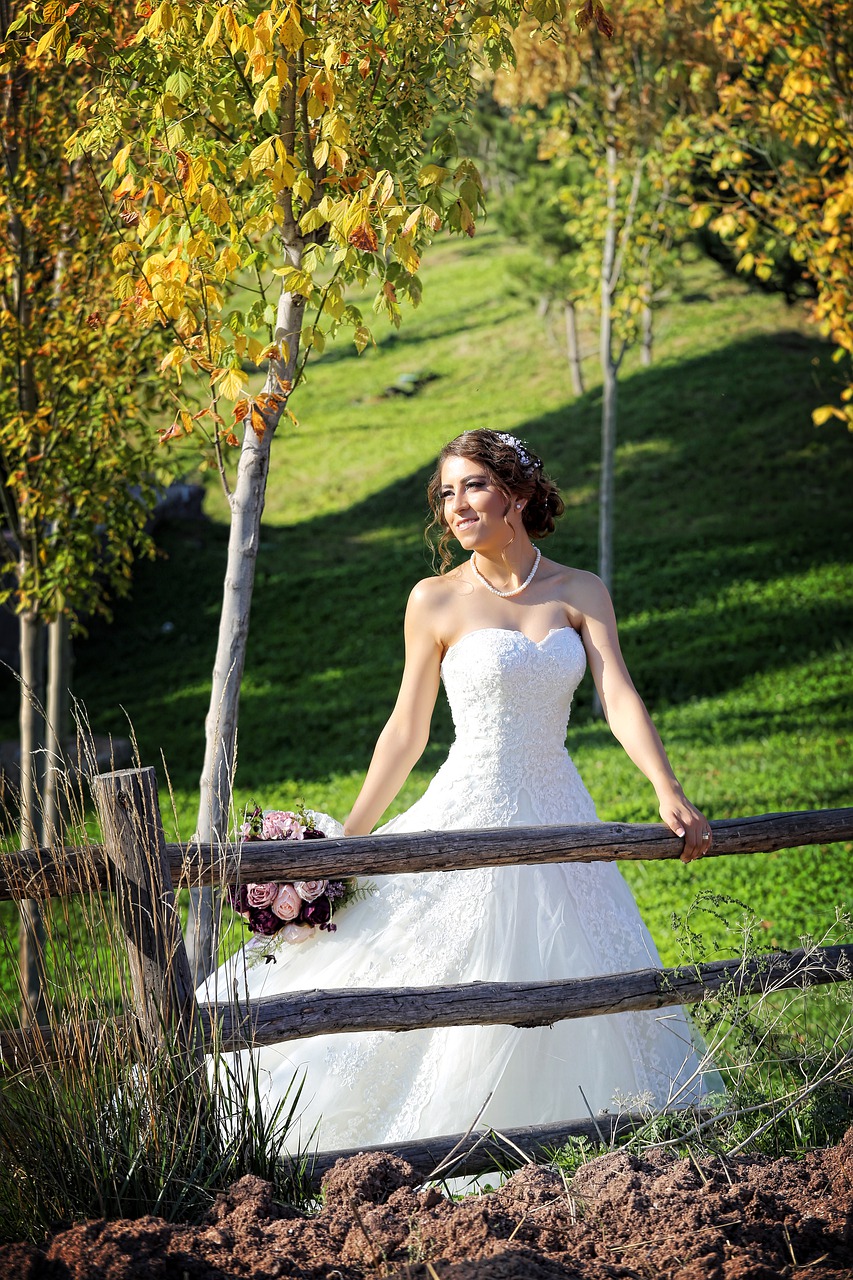 Если еще раз выйдешь замуж, то память моего сыночка предашь! - сказала свекровь