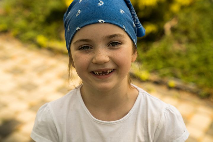 - Как я это своих внучек за стол усажу, а других домой отправлю? - Моя свекровь кормит соседей