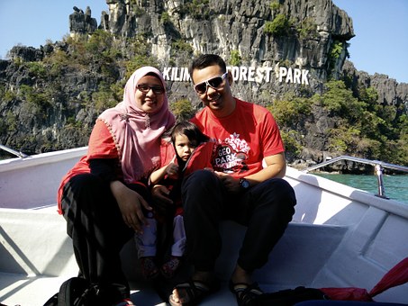 Бывший муж пришел с повинной, но мы с дочерью выставили его за дверь