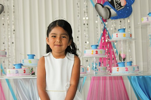 Мы пока не хотим отдавать нашу дочь в детский сад, но теща не хочет с ней больше сидеть. Не знаю, что нам теперь делать