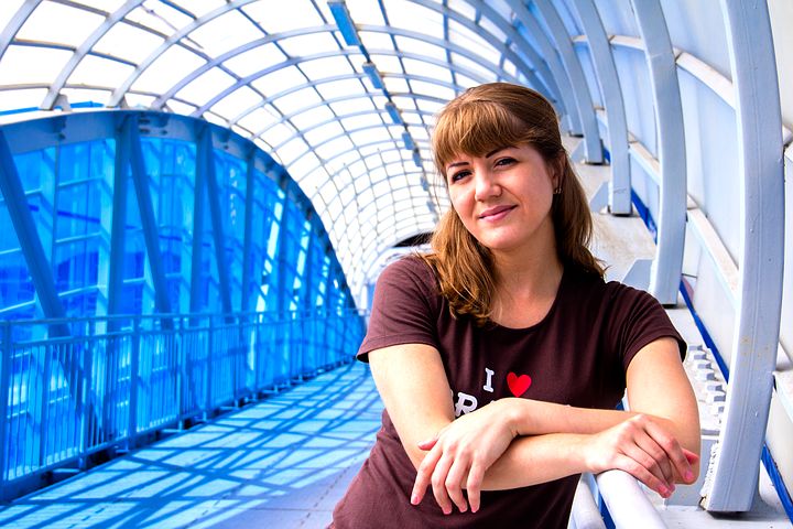 Не знаю, зачем моя свекровь так со мной поступила? Зачем ссорить меня с моим мужем