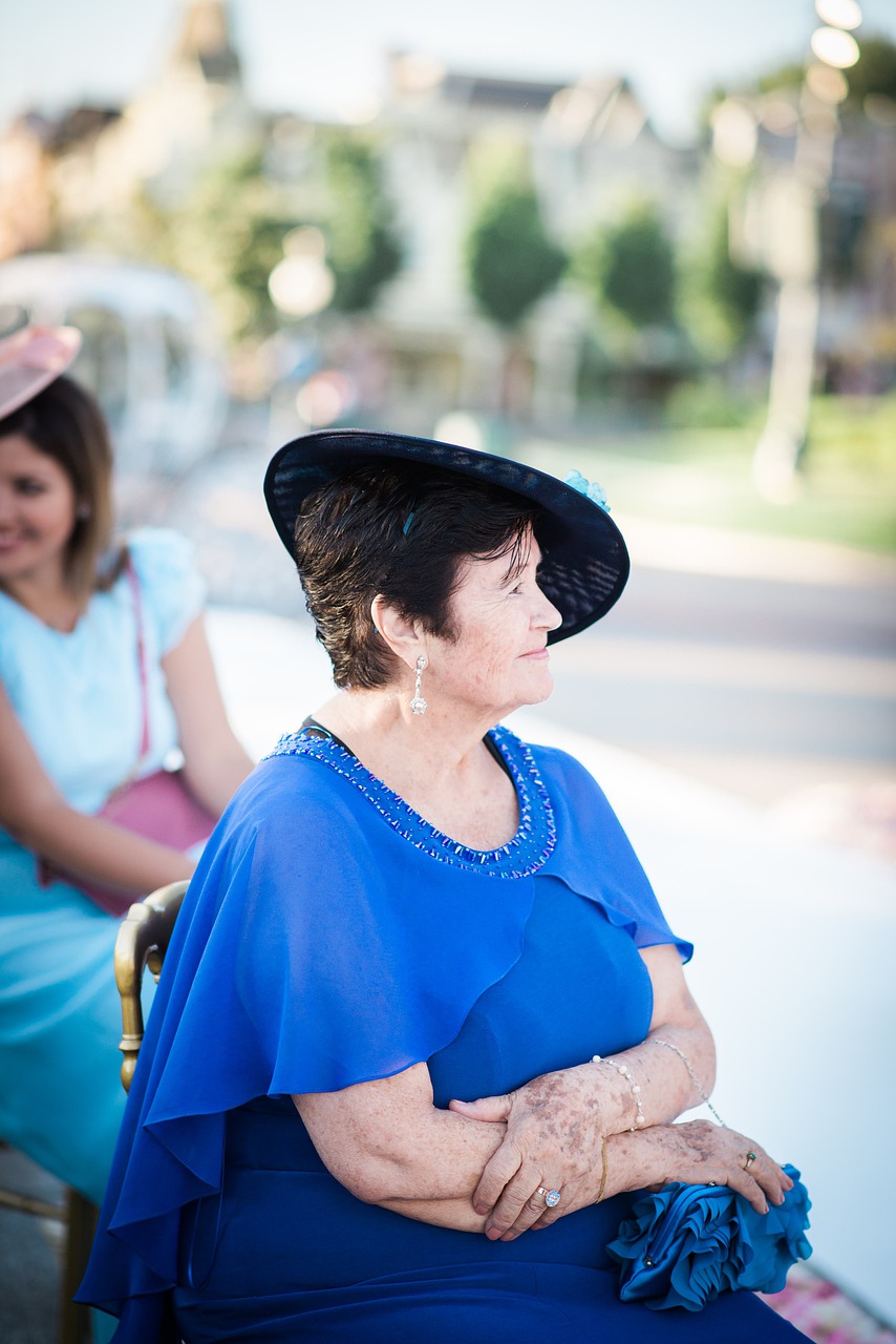 Помог бабке — получил невесту