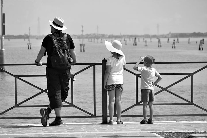 Бывший муж пришел с повинной, но мы с дочерью выставили его за дверь