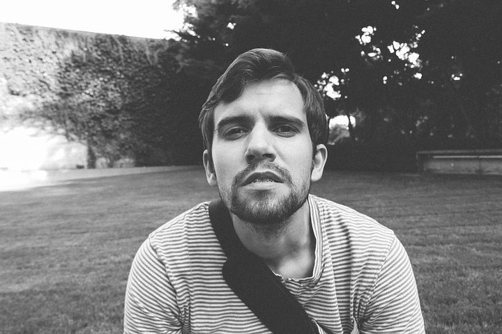 Женщина взяла и выставила сына из квартиры. Мол, твоя жизнь — твои правила